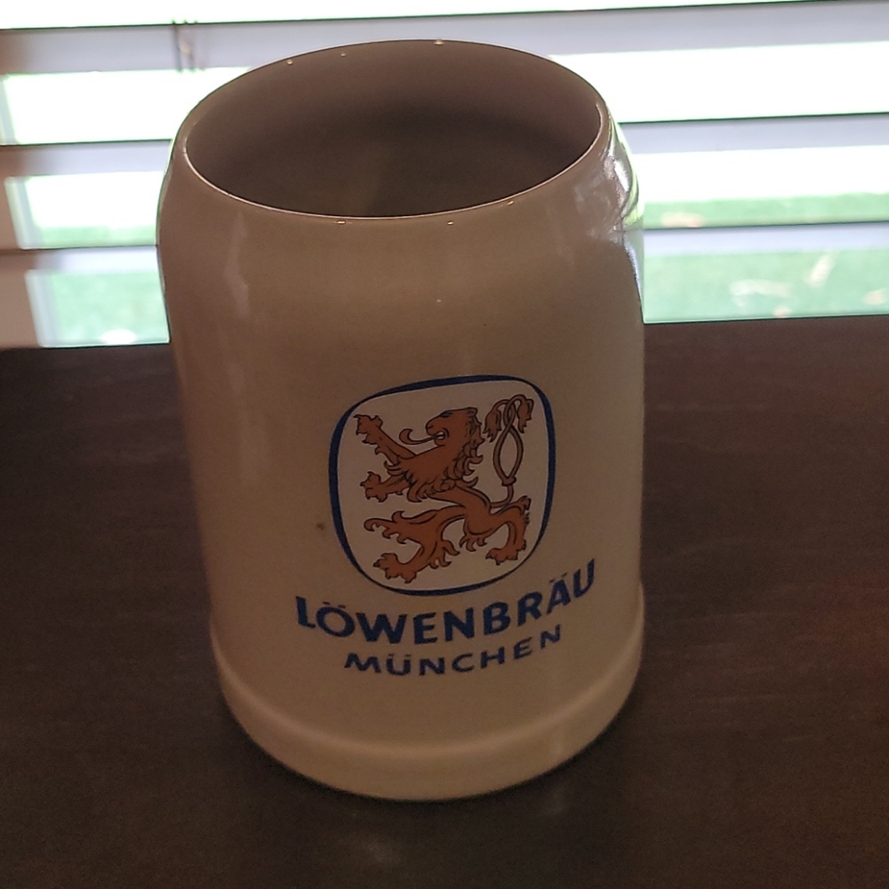 Vintage Lowenbrau Logo Stoneware 0.5